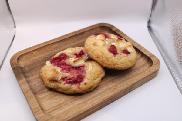White chocolate chip raspberry cookies 4 stuks - Afbeelding 3
